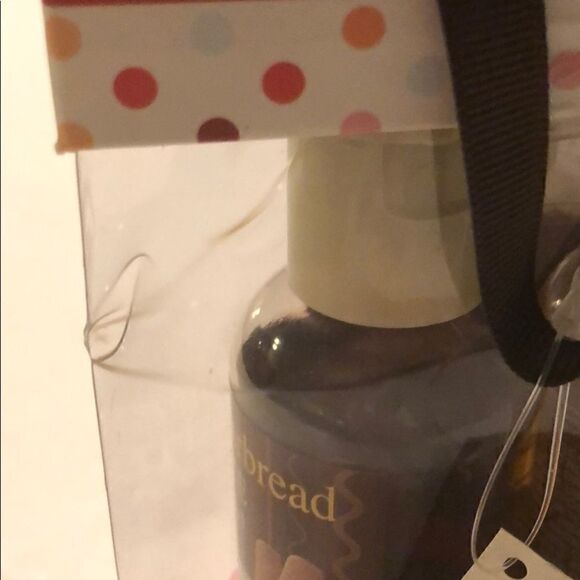 3/$15 Beauty sampler set - Picture 5 of 5